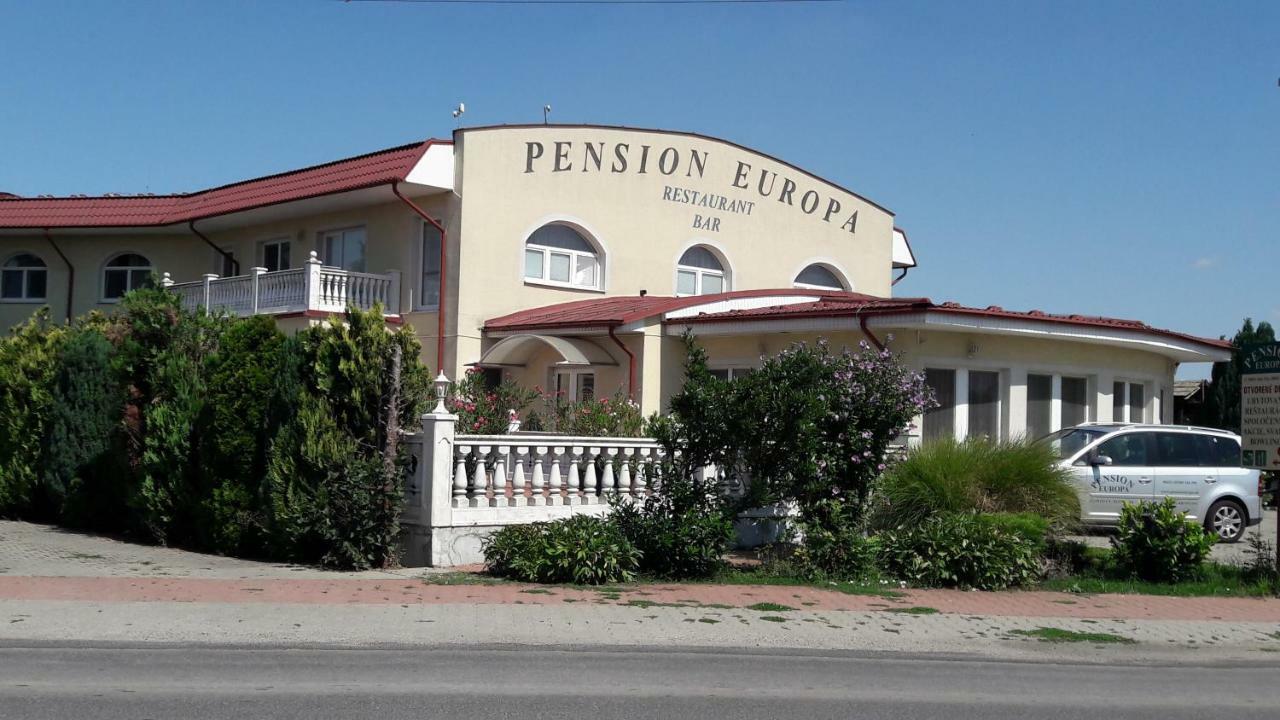 Penzion Europa Diakovce 외부 사진